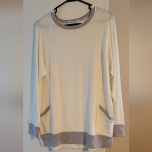 Gadewake Sweater